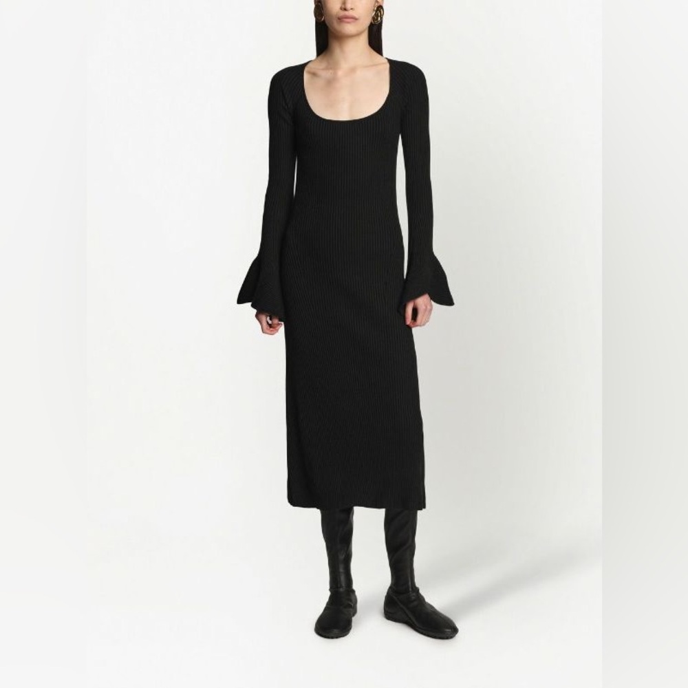 Knit bell sleeves midi dress